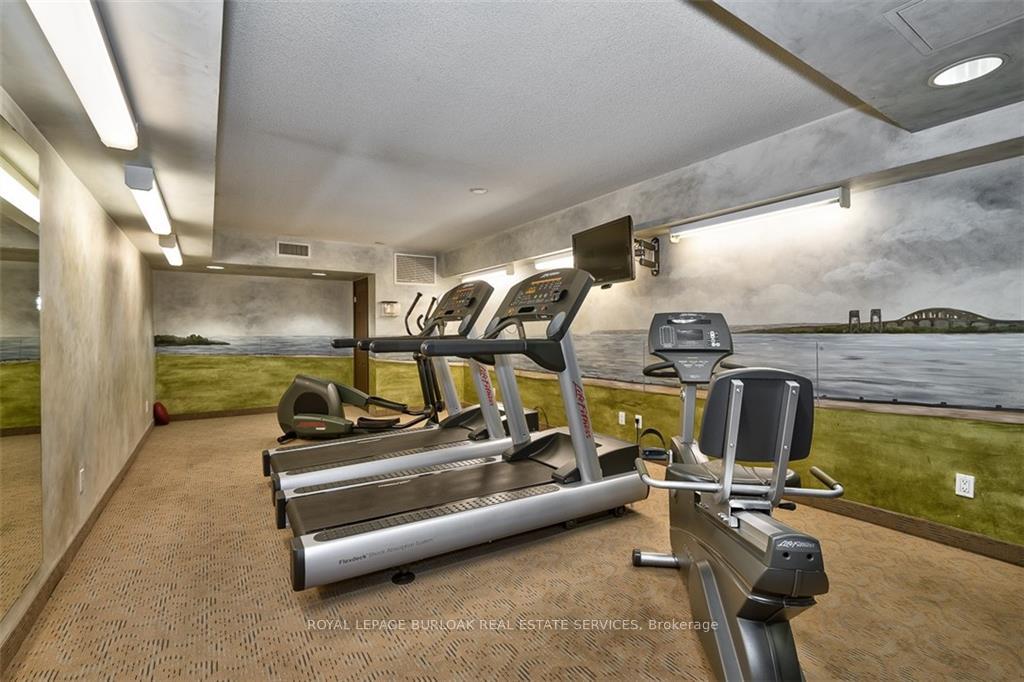 2 Bedrooms Condo at 1477 Lakeshore,  Burlington For sale