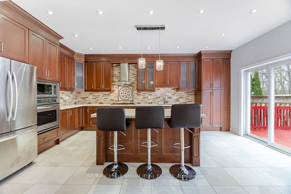 961 Knotty Pine