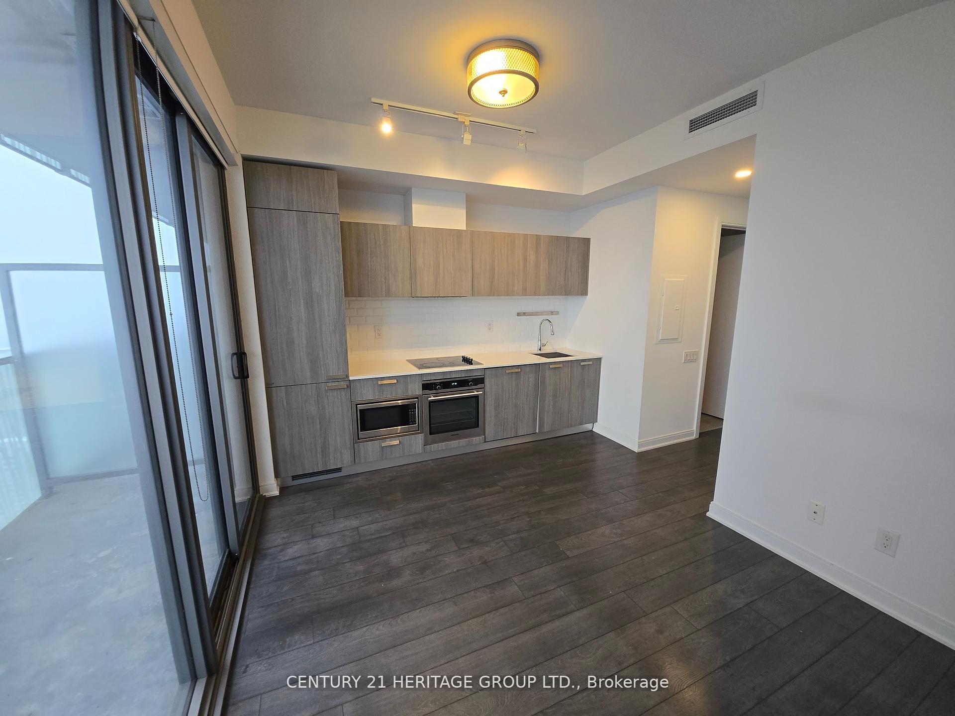 Condo at 50 Charles, Toronto For sale
