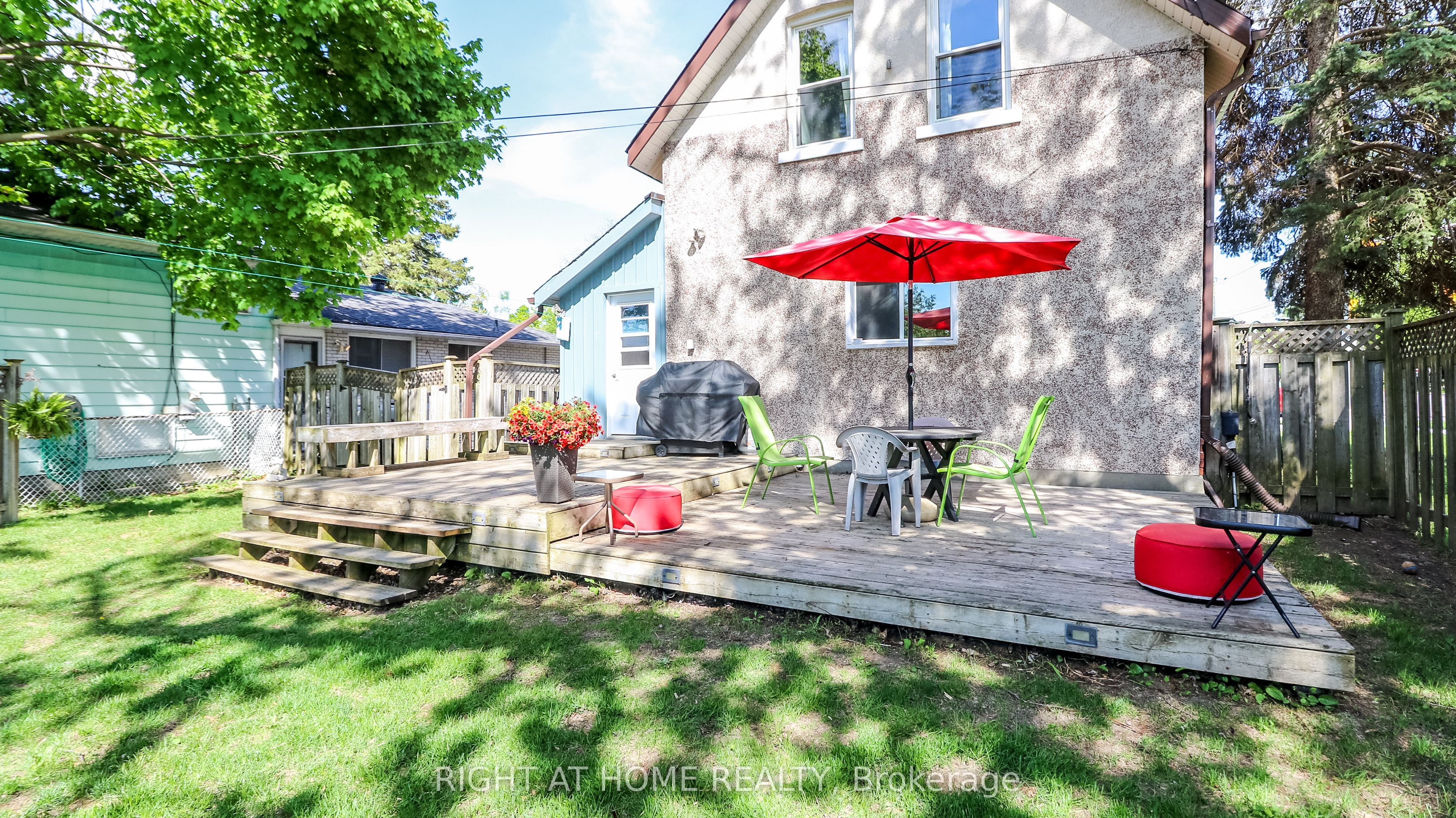 286 Duckworth Street
