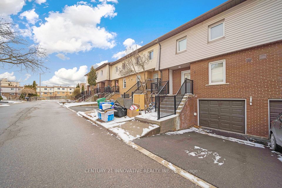3175 Kirwin