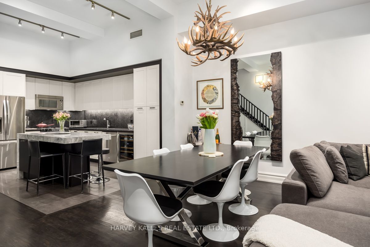 295 Davenport Road 213