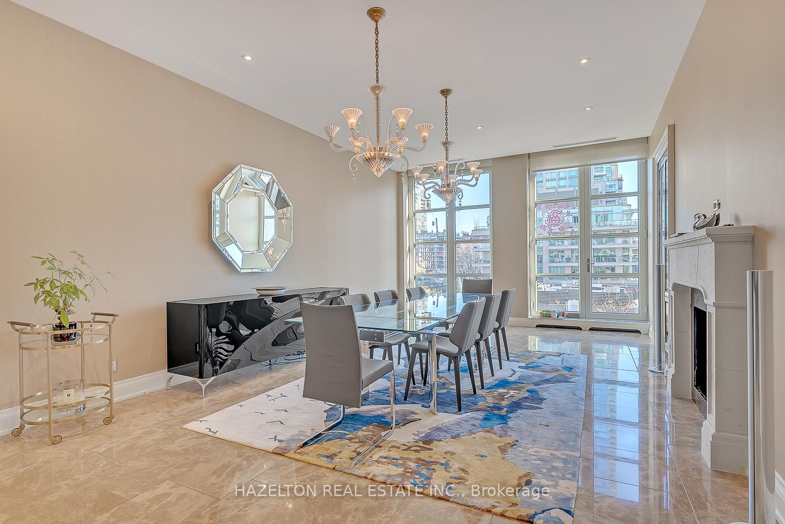4 Bedrooms Condo at 118 Yorkville, Toronto For sale