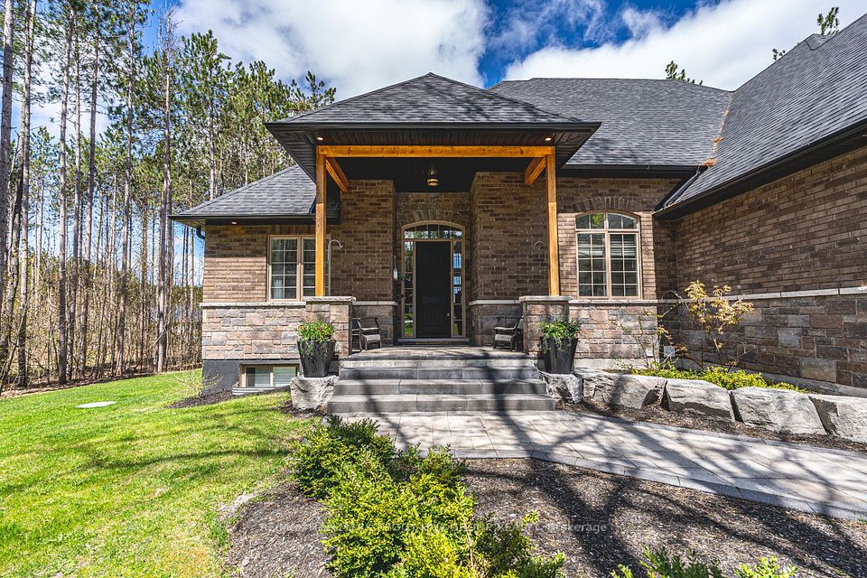 38 Windermere Circle, Tay, ON L4R 0C3