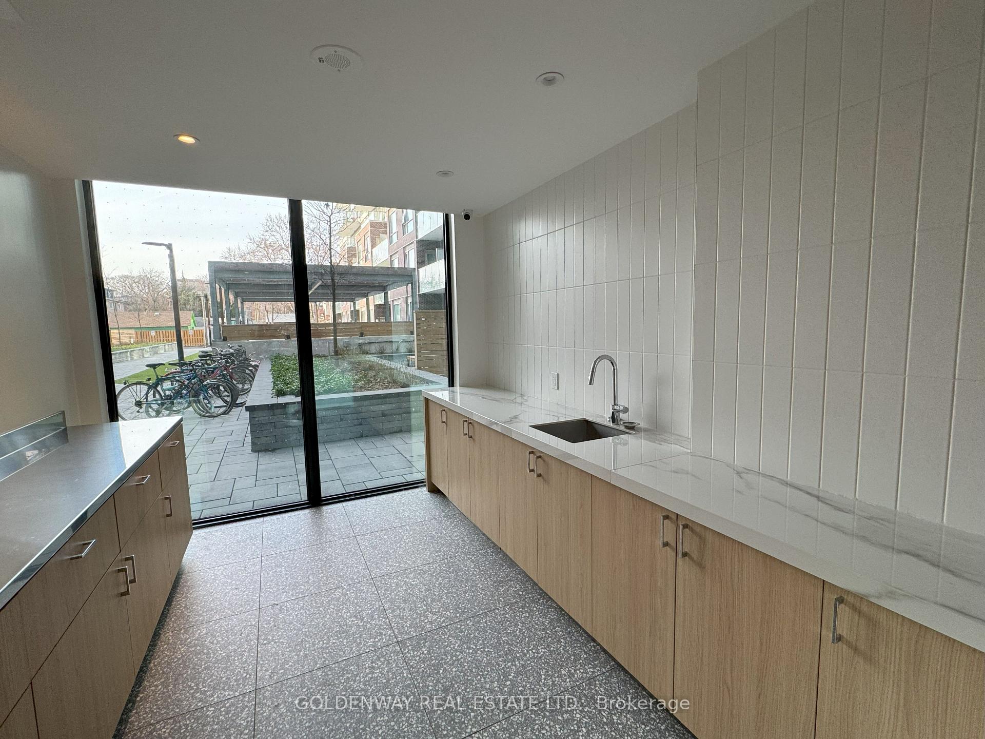 2 Bedrooms Condo at 150 Logan, Toronto For sale