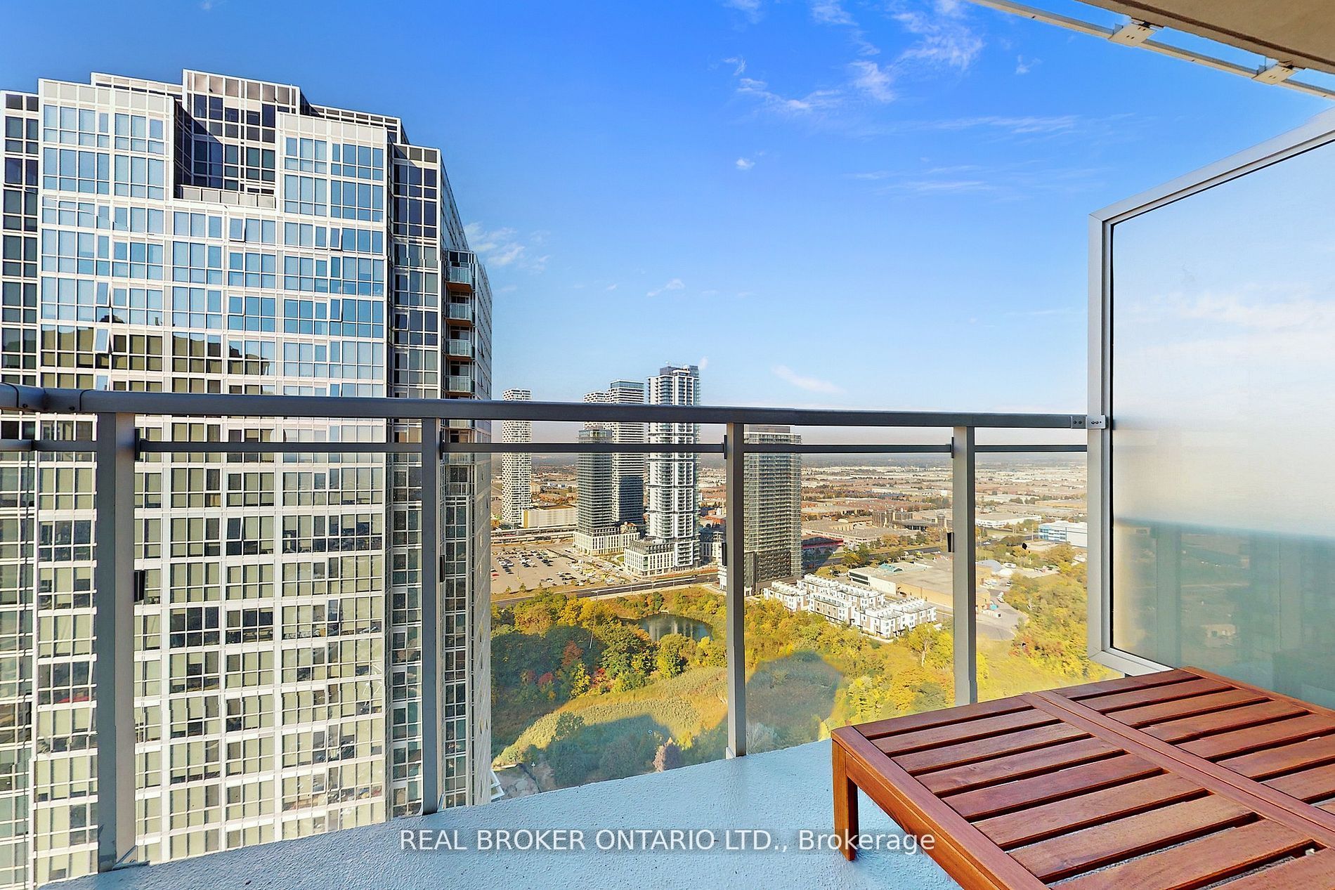 2908 Highway 7 Road, #3204