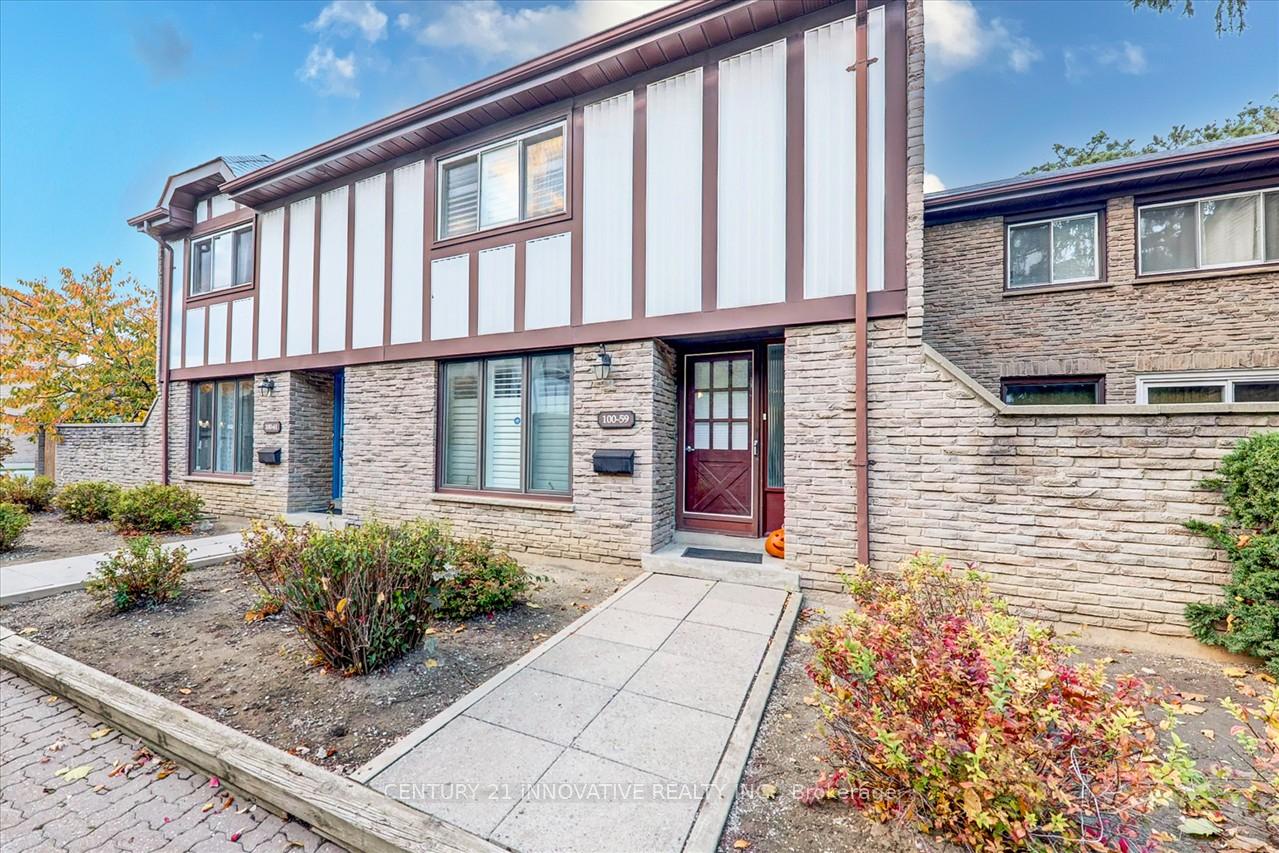 4 Bedrooms Condo at 100 Burrows Hall,  Toronto For sale