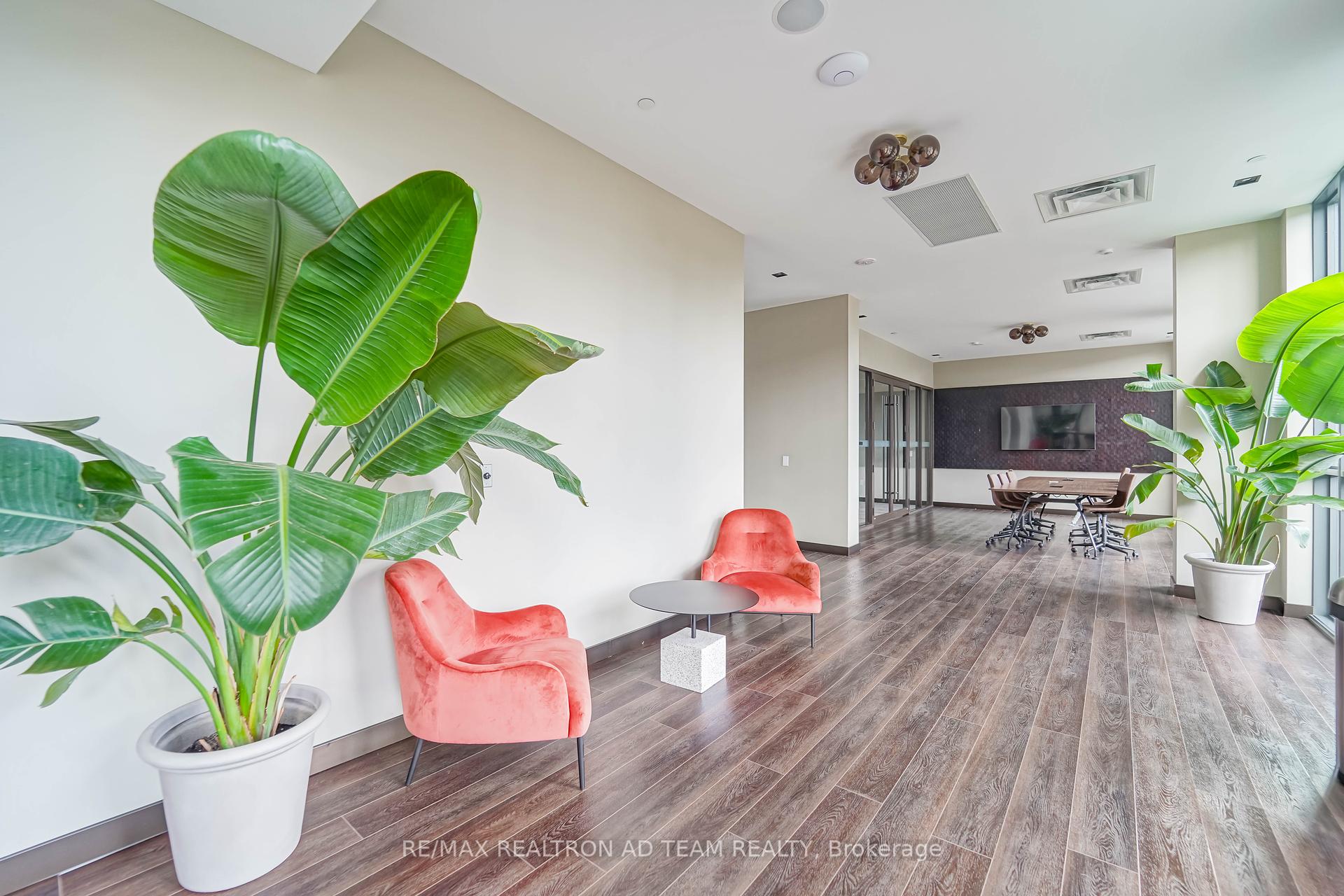Condo at 10 Honeycrisp, Vaughan For sale