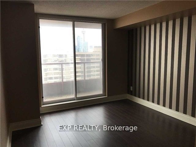 736 Bay Street, #3001
