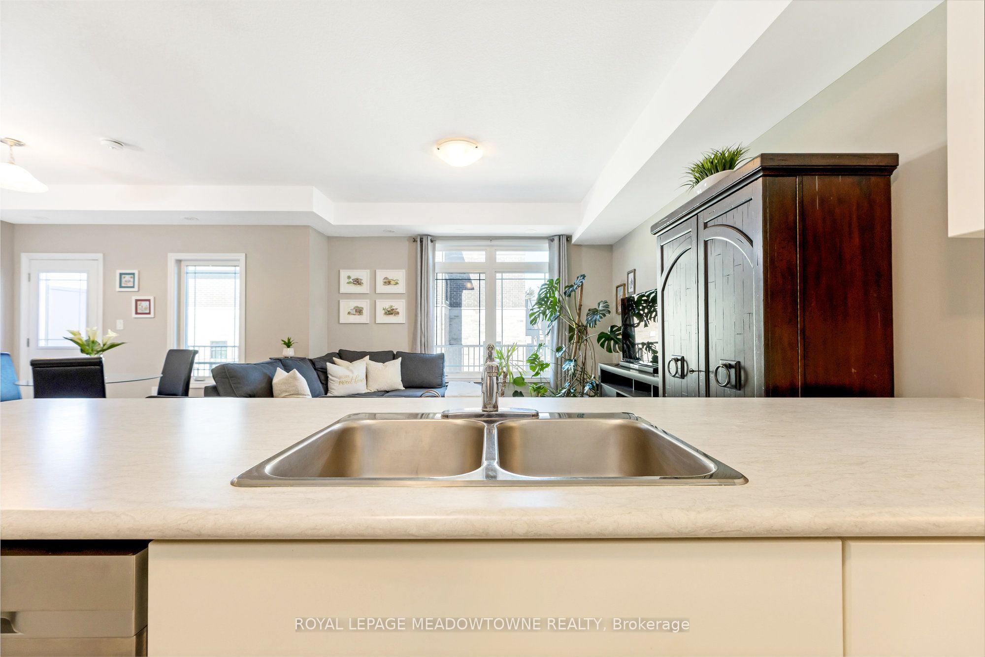 107 Westra Drive, #7