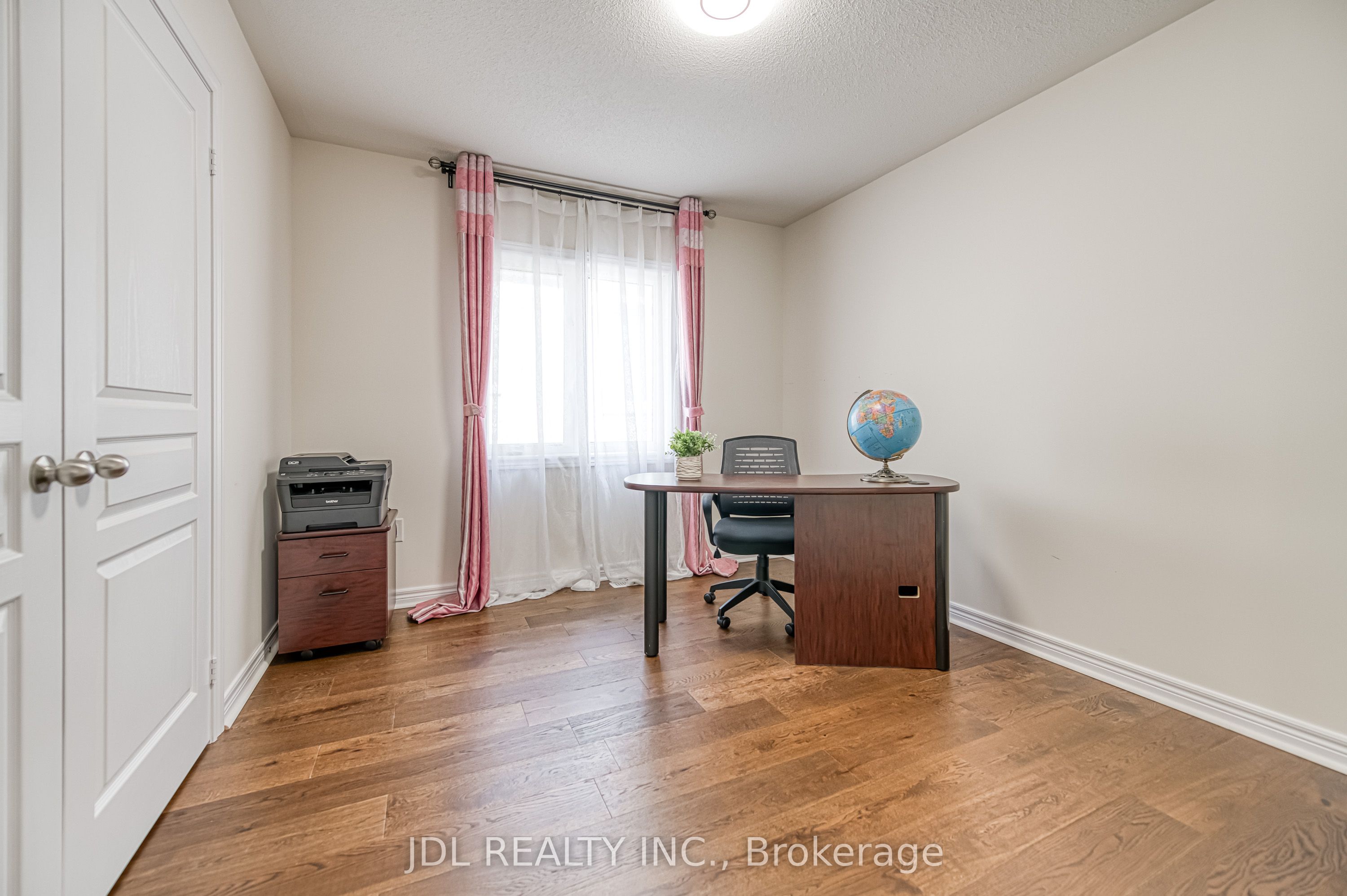 45 Foshan Avenue, Markham, ON L6C 0R6