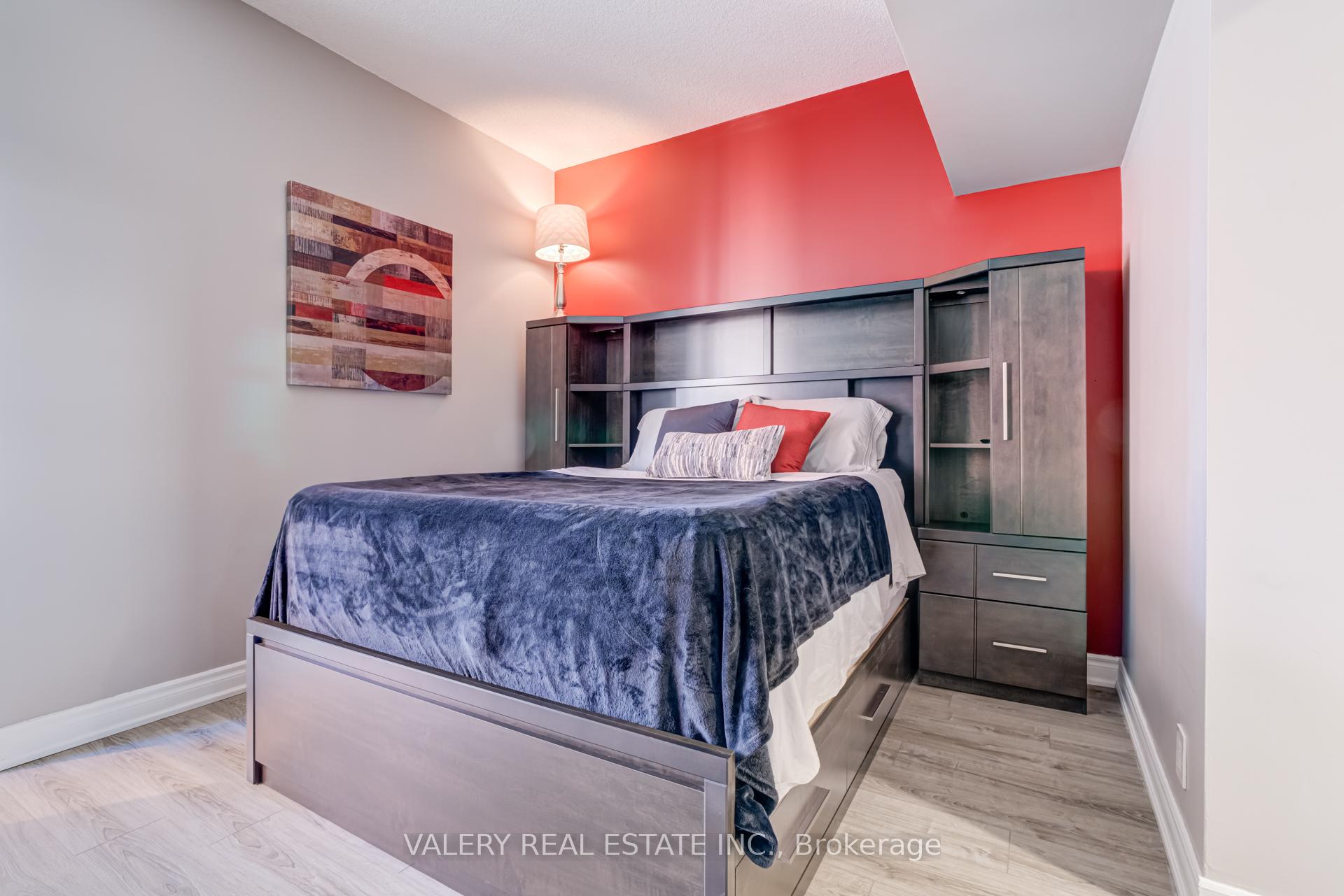 Condo at 1 King, Toronto For sale