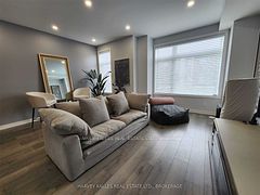 250 Finch Avenue 26