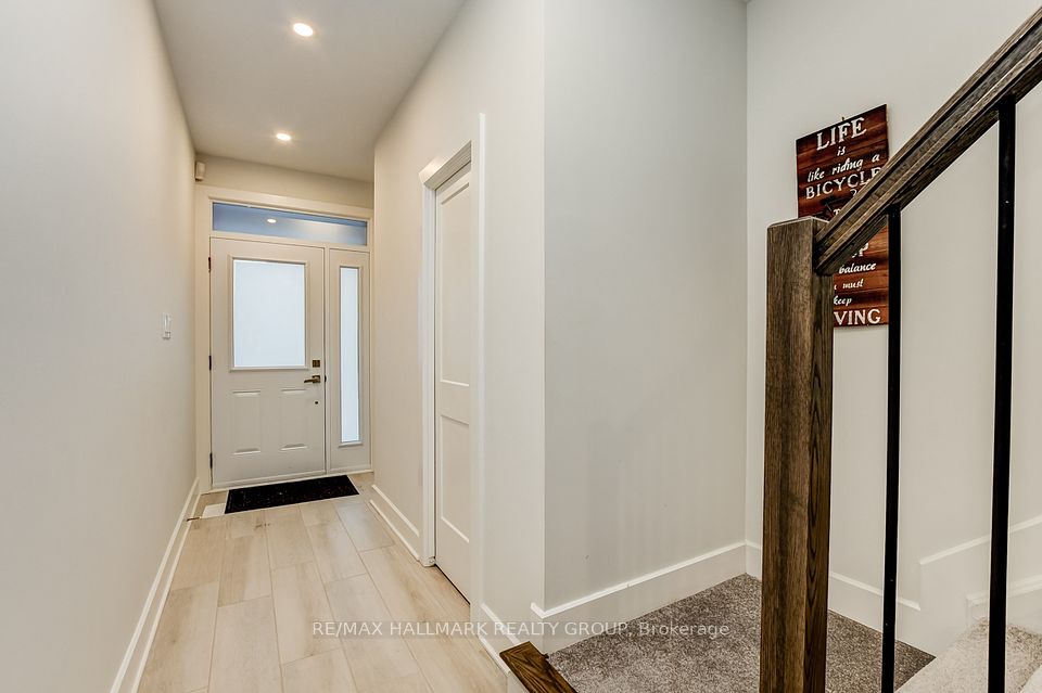 1006 Shefford Road, BeaconHillNorthSouthandArea, ON K1J 6X5