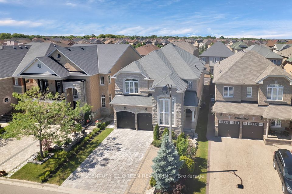 15 Oakhaven