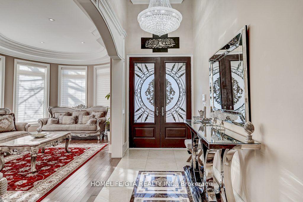 1 Gordon Avenue, Toronto, ON M1S 1A6