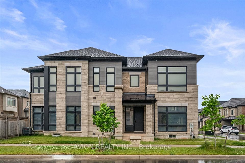 2417 Edward Leaver Trail, Oakville, ON L6M 4G3