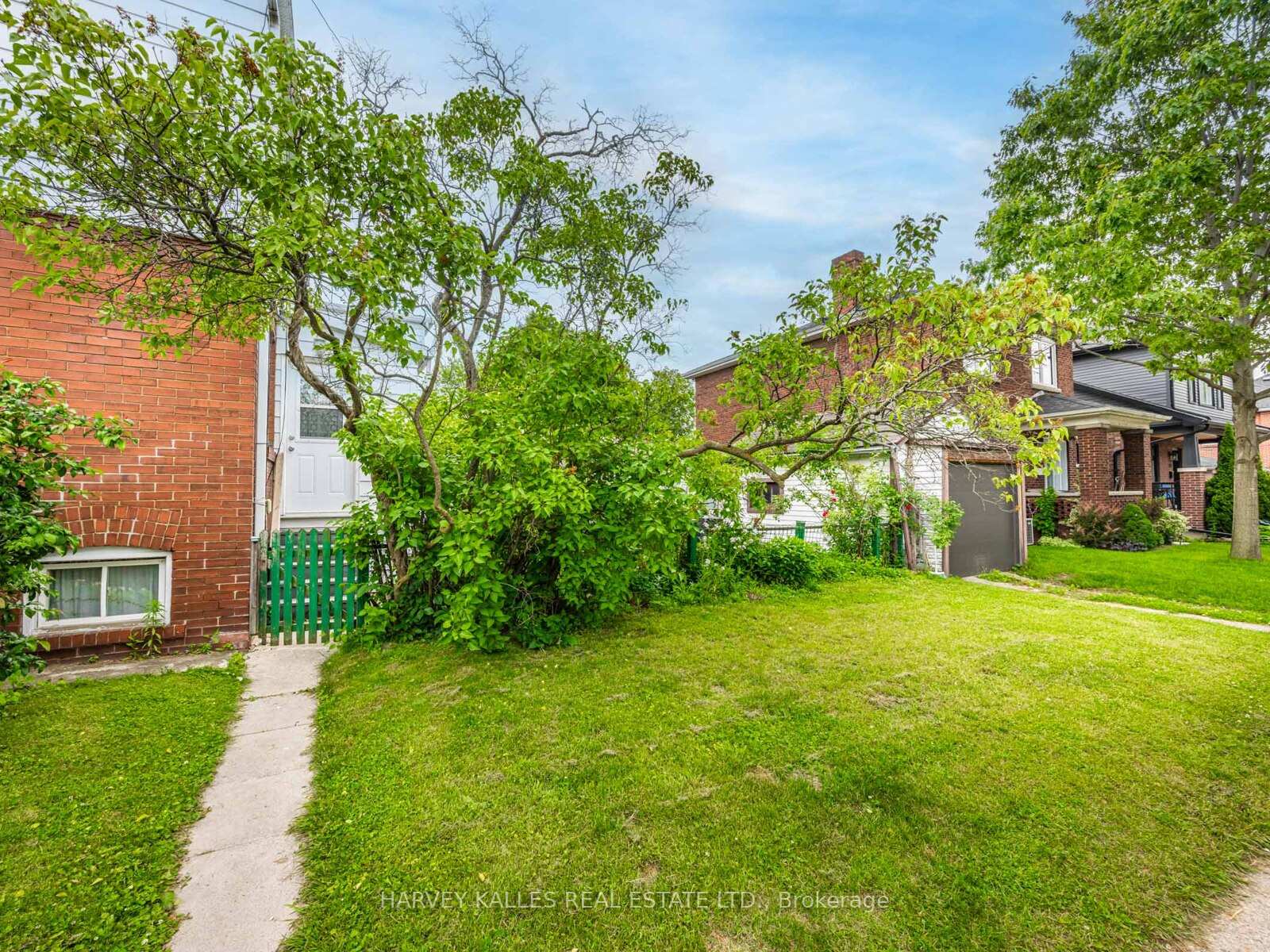 71 Mortimer Avenue