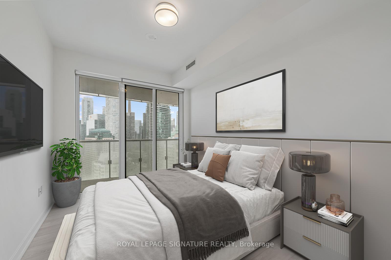 3 Bedrooms Condo at 15 Queens, Toronto For sale