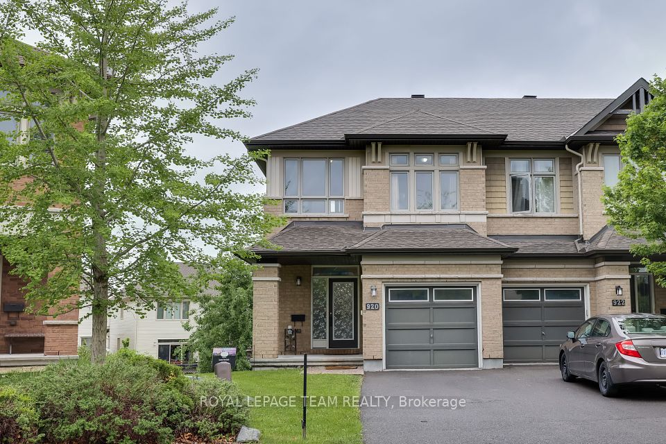 920 Fletcher