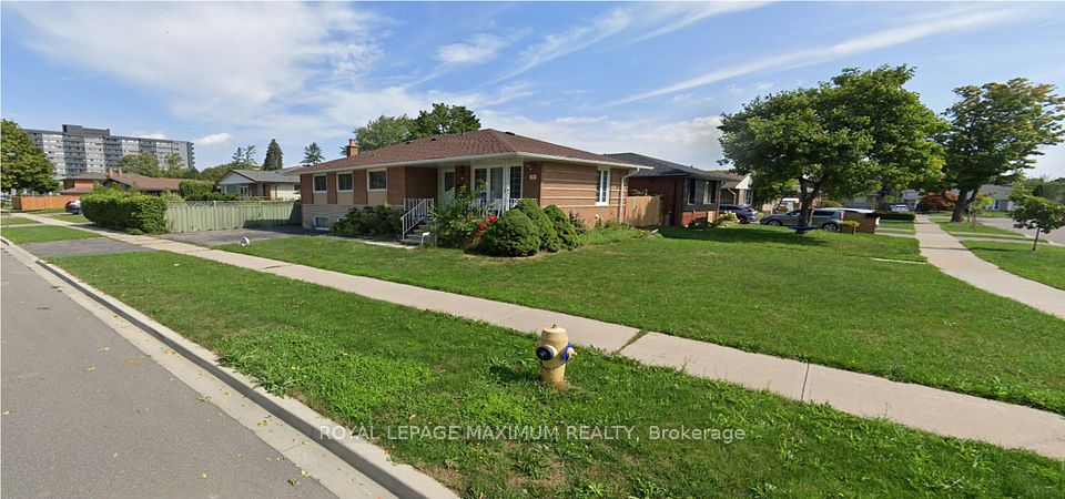 #Bsmt - 1 Midden Crescent, Toronto, ON M9R 3L7