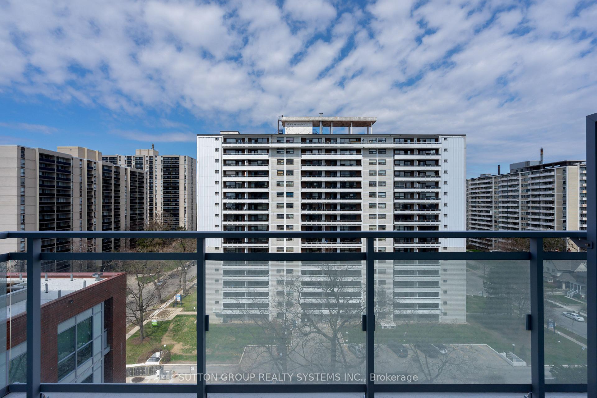 2 Bedrooms Condo at 1830 Bloor, Toronto For sale