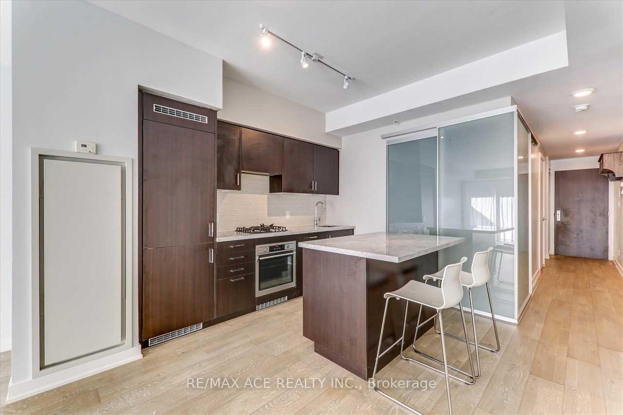 1 Bedroom Condo at 1960 Queens, Toronto For sale