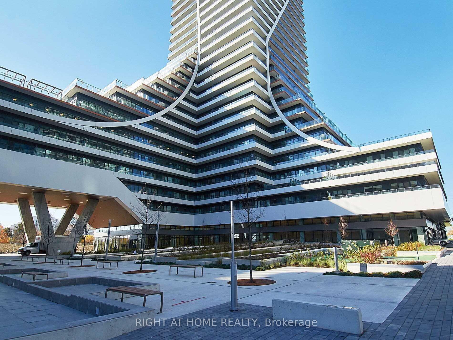 2 Bedrooms Condo at 30 Shore Breeze, Toronto For sale