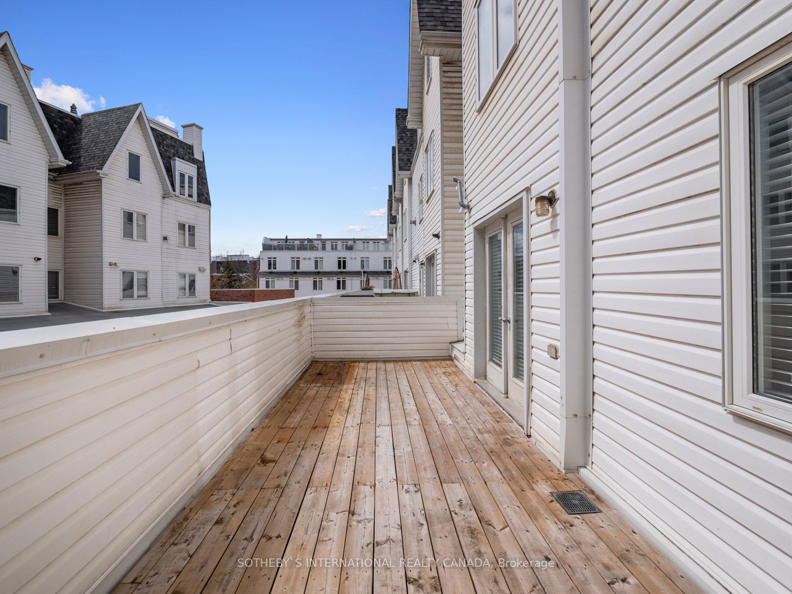 12 Sudbury Street, #802