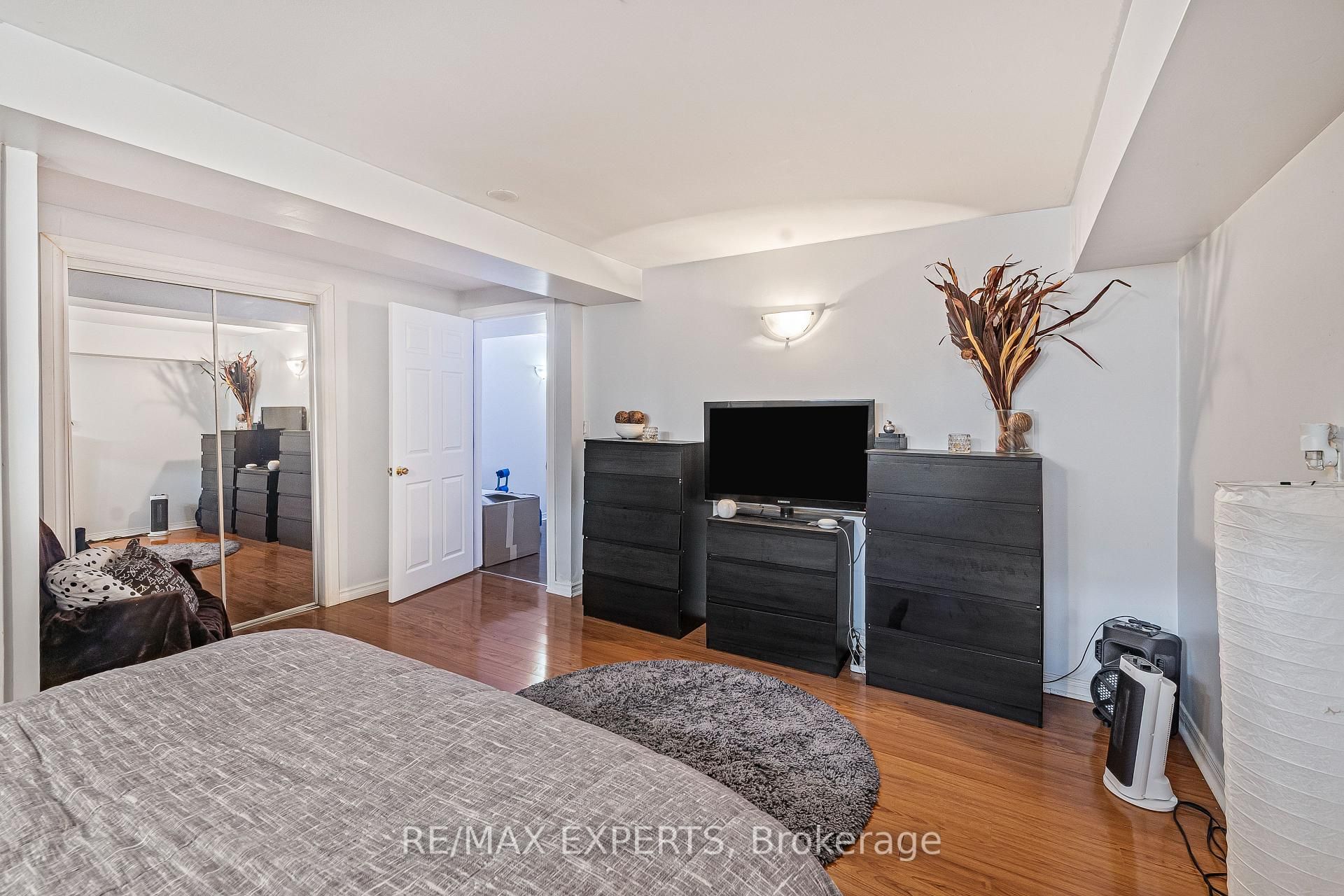 129 Angier Crescent
