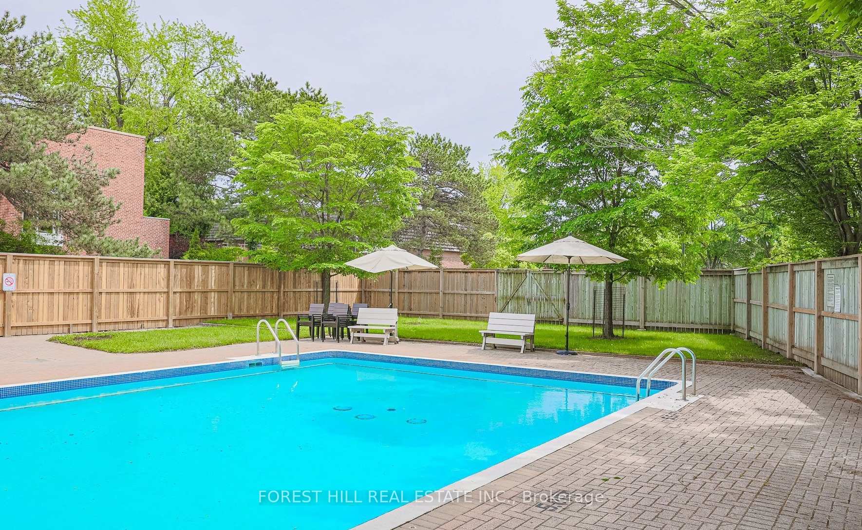 4 Bedrooms Condo at 33 Proudbank Millway, Toronto For sale
