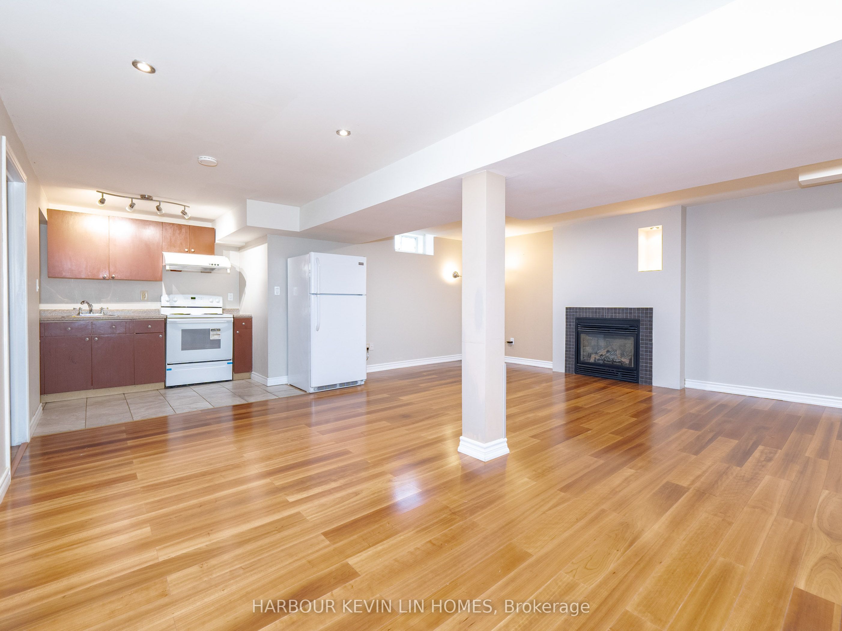 146 Valleymede Drive