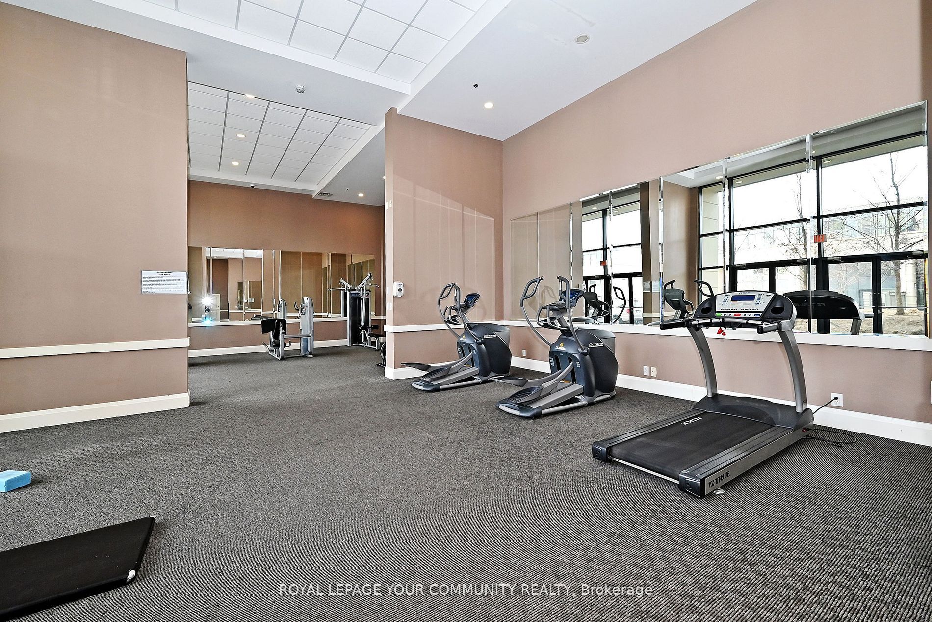 #1018 - 12 Woodstream Boulevard, Vaughan, ON L4L 8C3