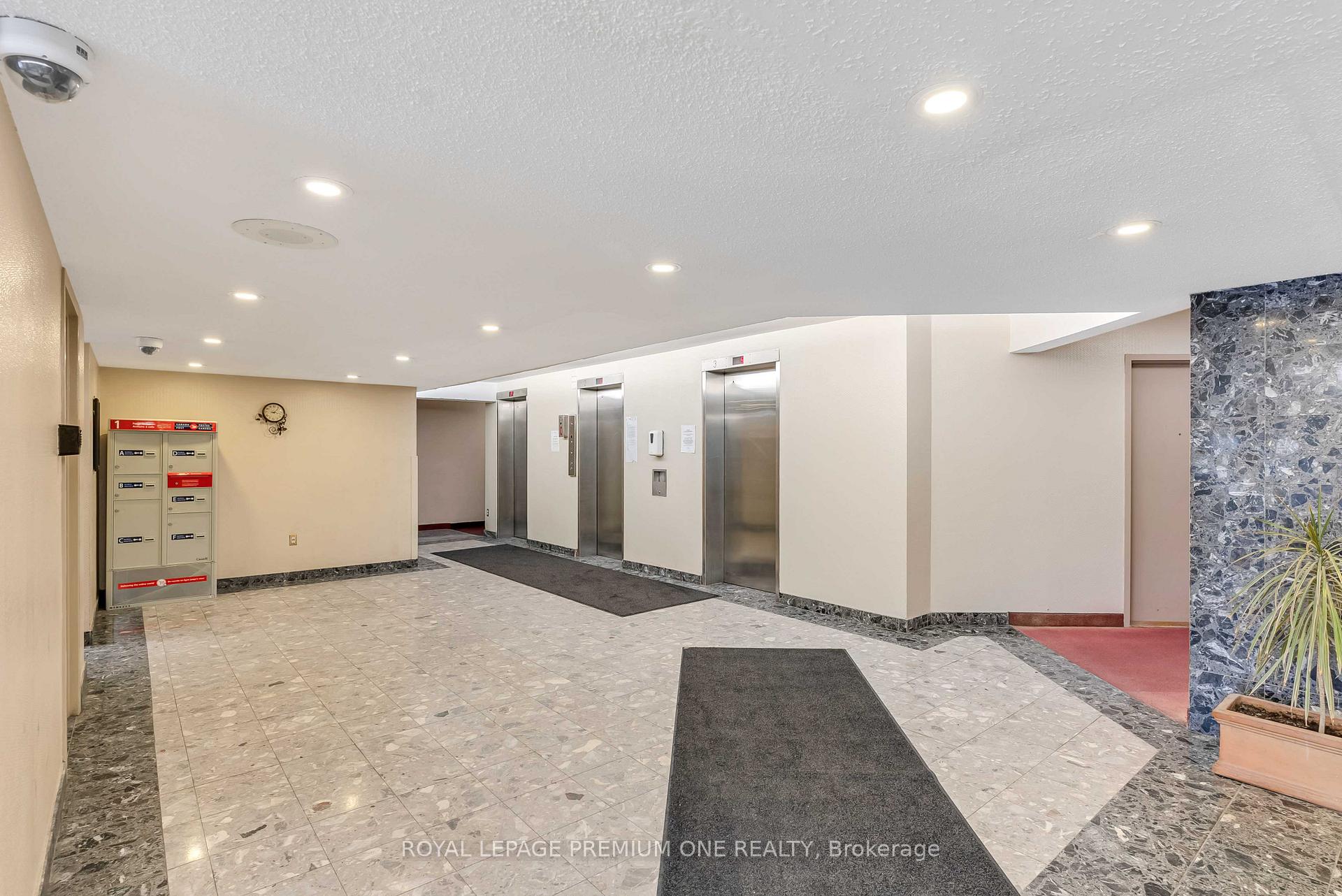3 Bedrooms Condo at 238 Albion,  Toronto For sale