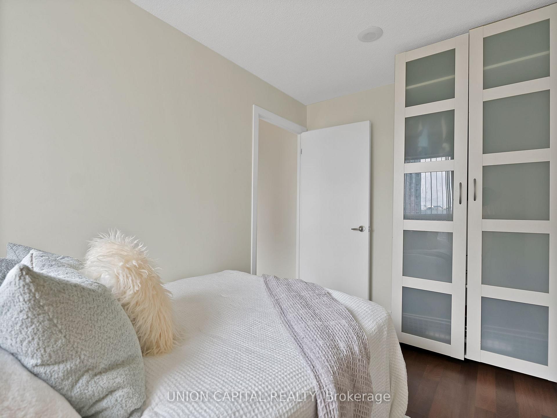 1 Bedroom Condo at 38 Joe Shuster, Toronto For sale