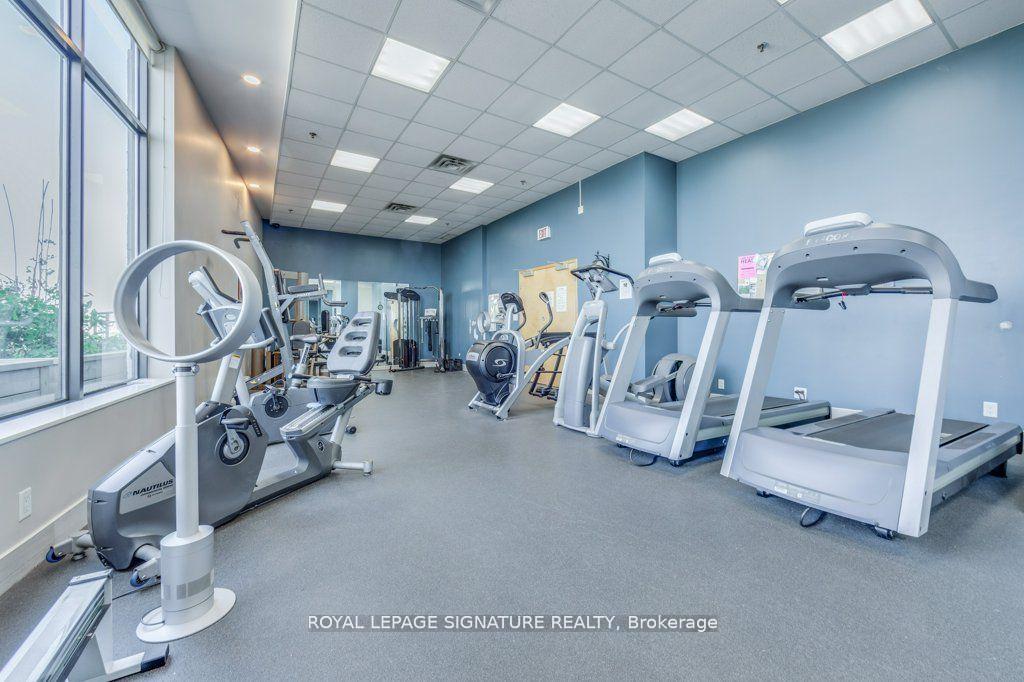 2 Bedrooms Condo at 700 King, Toronto For sale