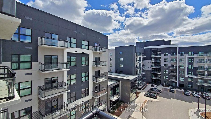 1 Bedroom Condo at 102 Grovewood Common, Oakville For sale