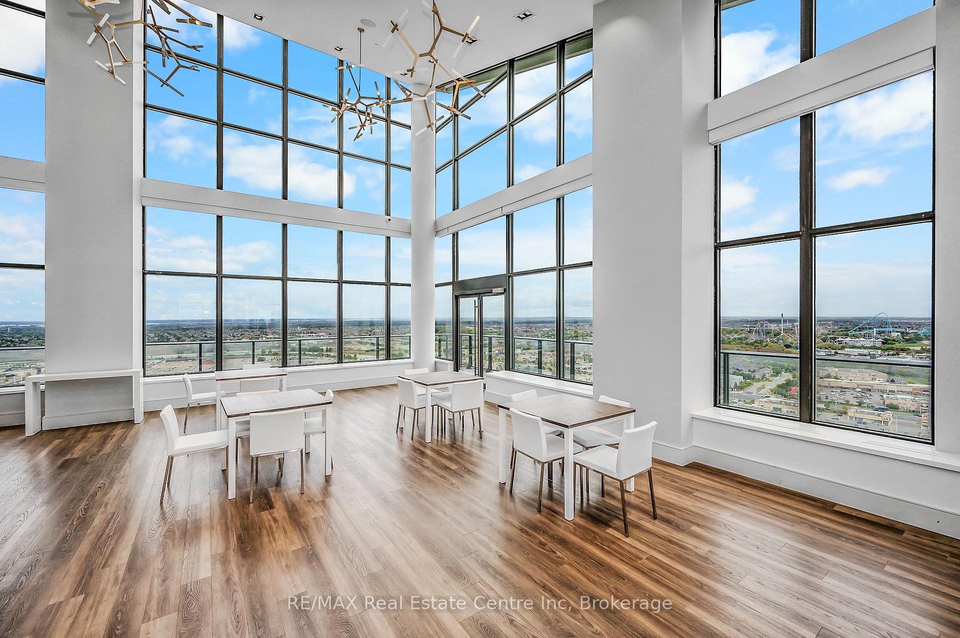2 Bedrooms Condo at 9000 Jane, Vaughan For sale