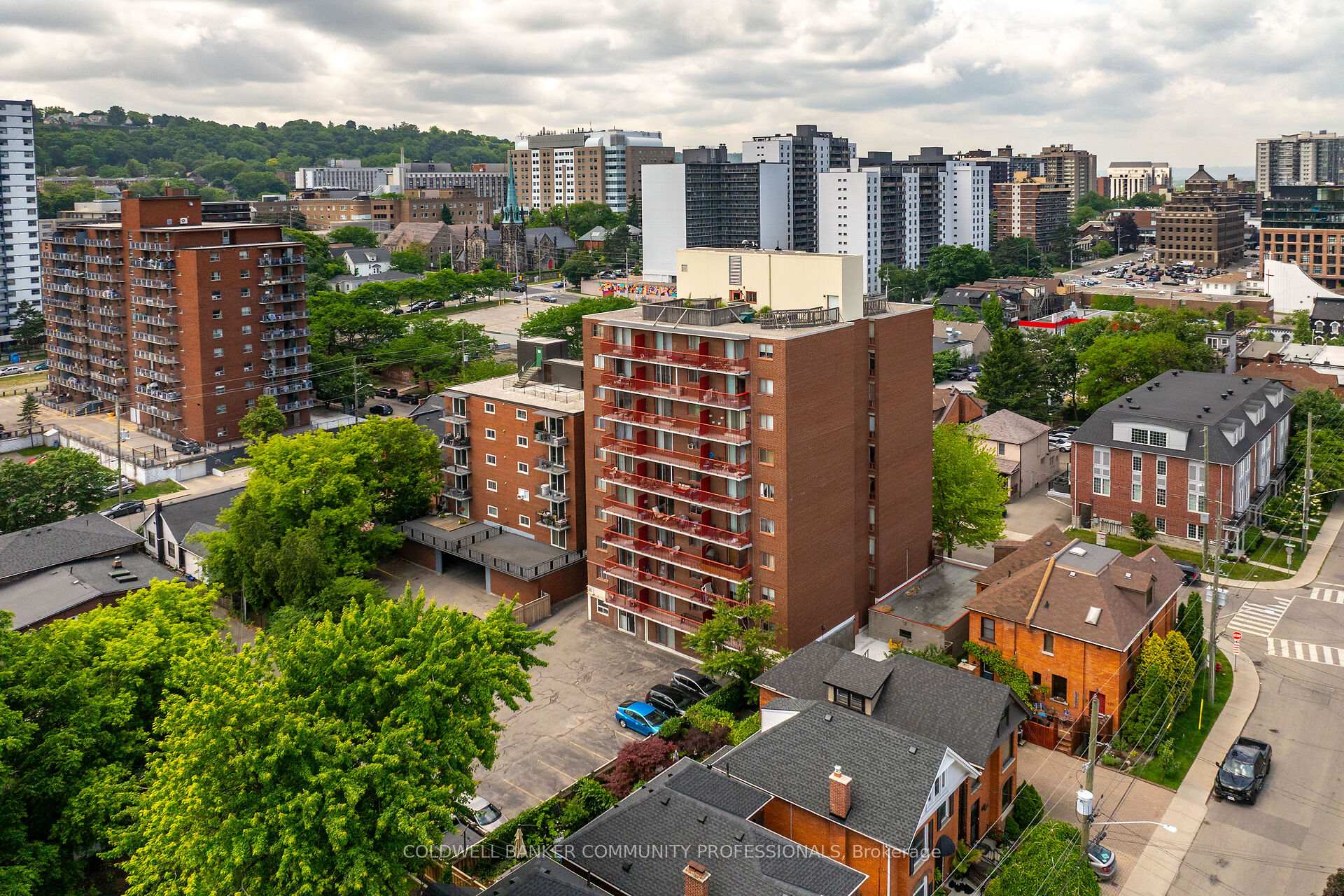 1 Bedroom Condo at 141 Catharine, Hamilton For sale