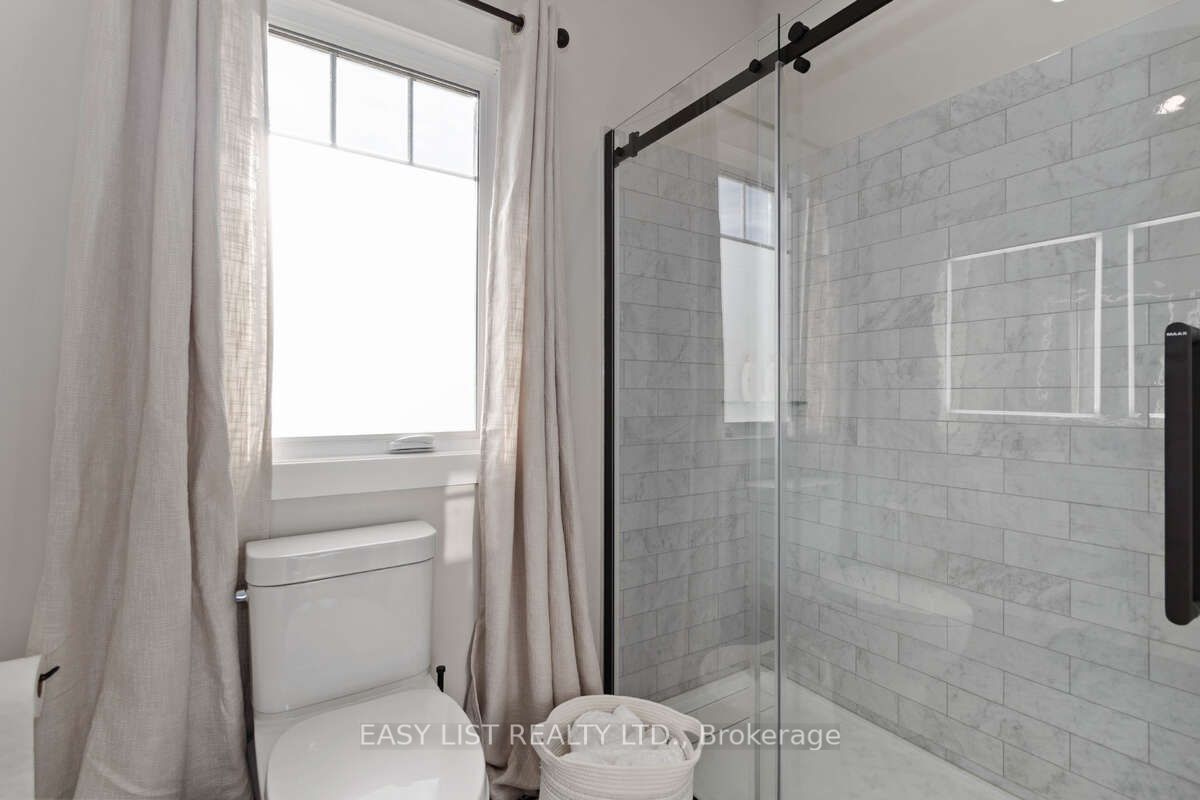693 Mason Beach Road, #3