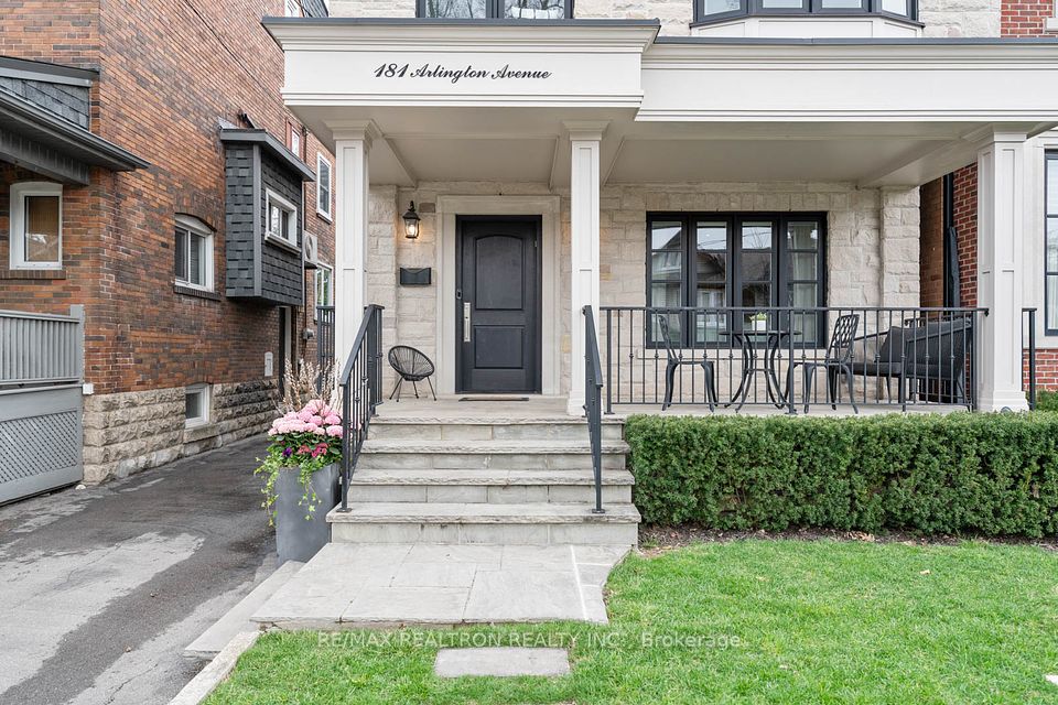181 Arlington Avenue, Toronto, ON M6C 2Z4