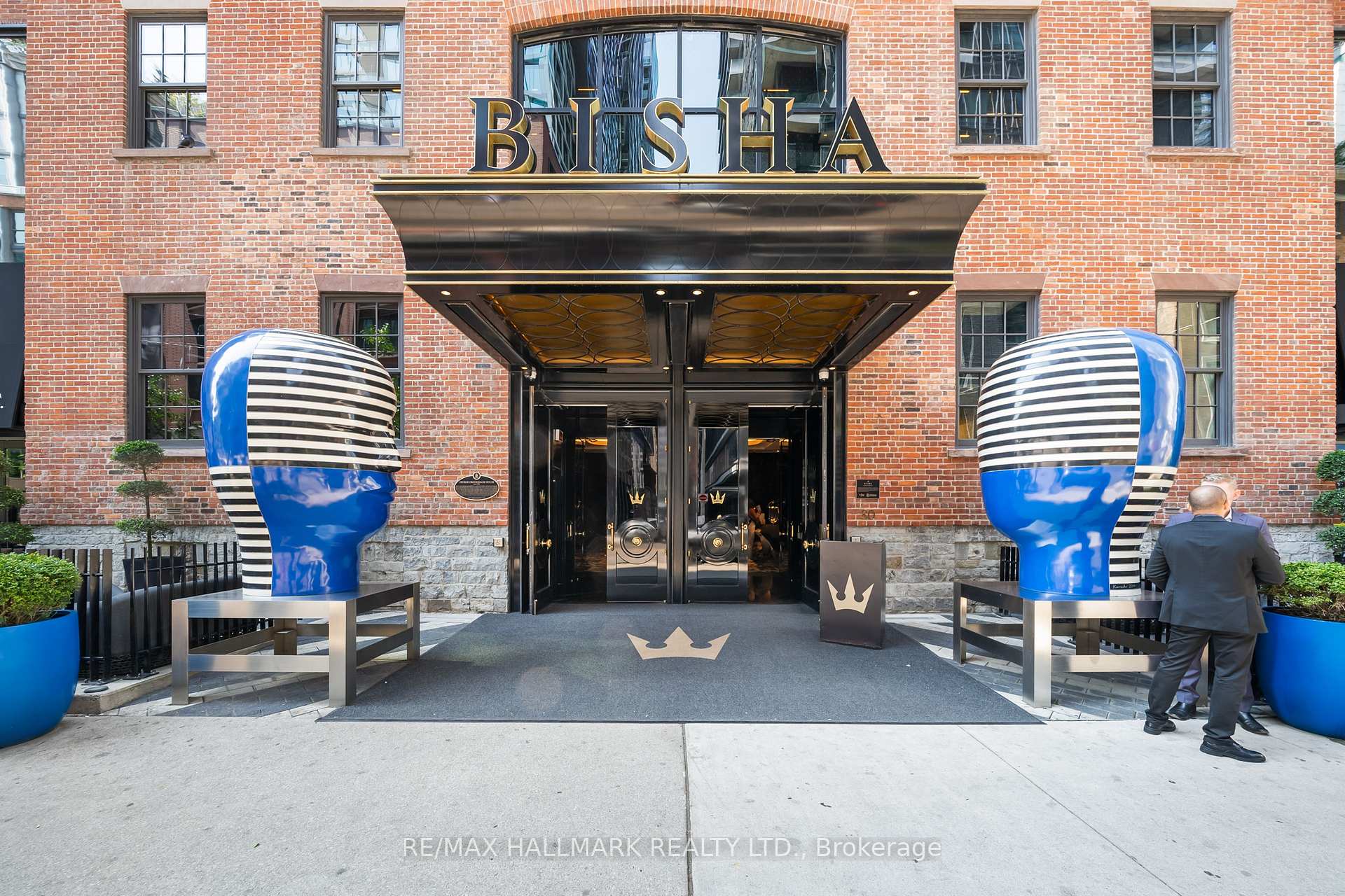 2 Bedrooms Condo at 88 Blue Jays, Toronto For sale