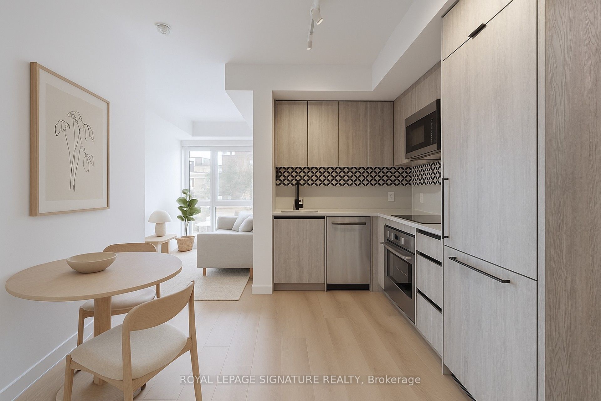 1200 Dundas Street W, #203