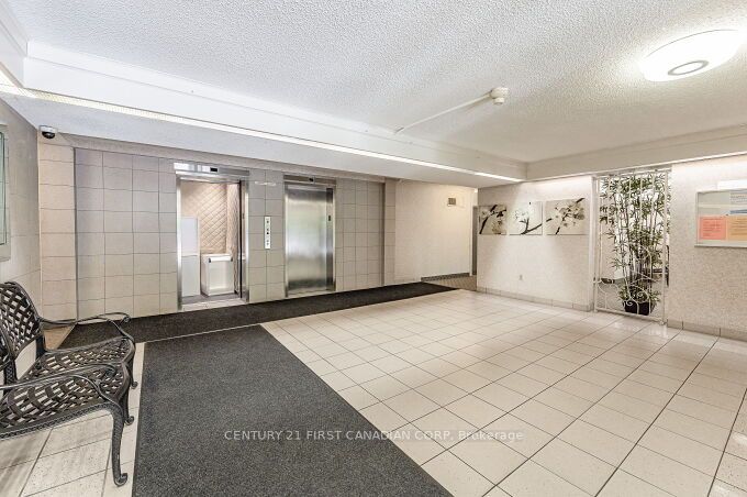 1964 Main Street W #605, Hamilton Ainslie Wood