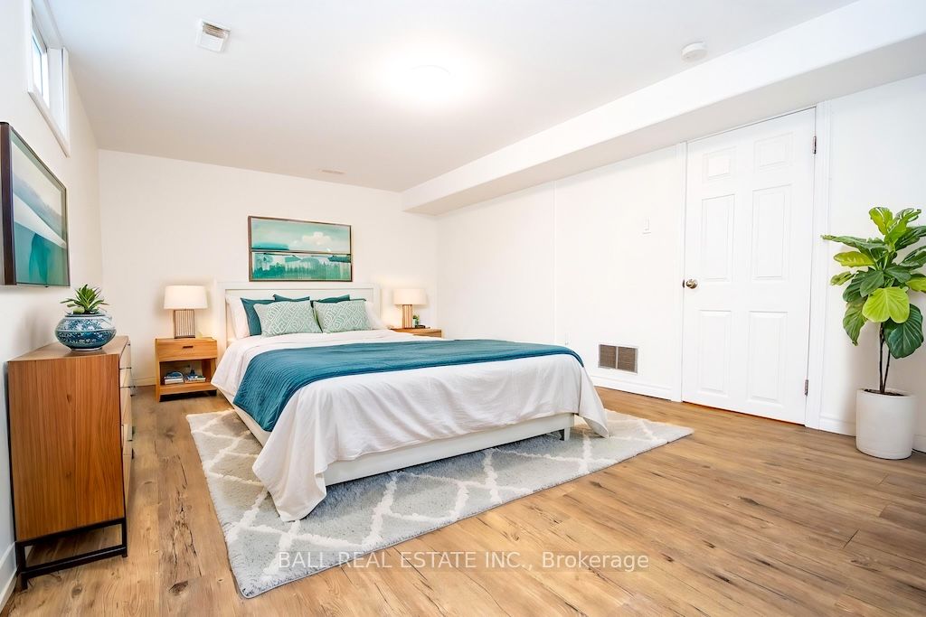 286 Sunset Boulevard
