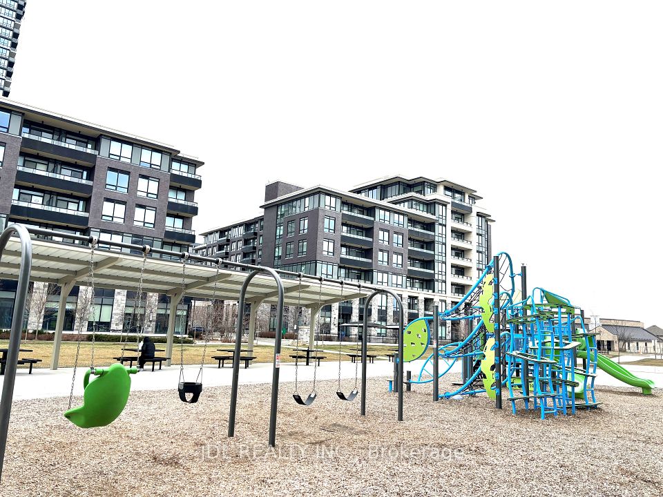 #716 - 25 Water Walk Drive, Markham, ON L6G 0G3