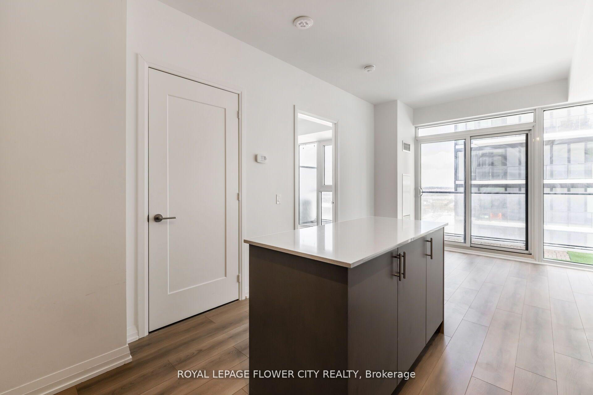 2 Bedrooms Condo at 9000 Jane, Vaughan For sale