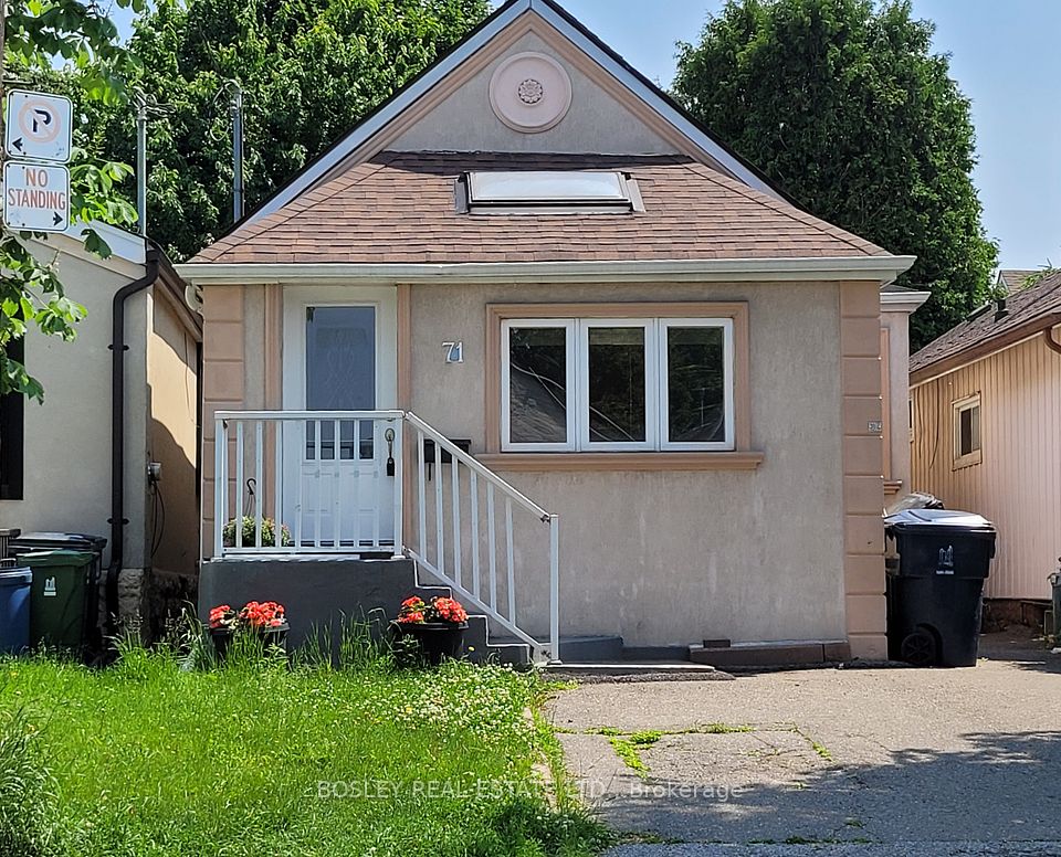 71 Rockcliffe Boulevard
