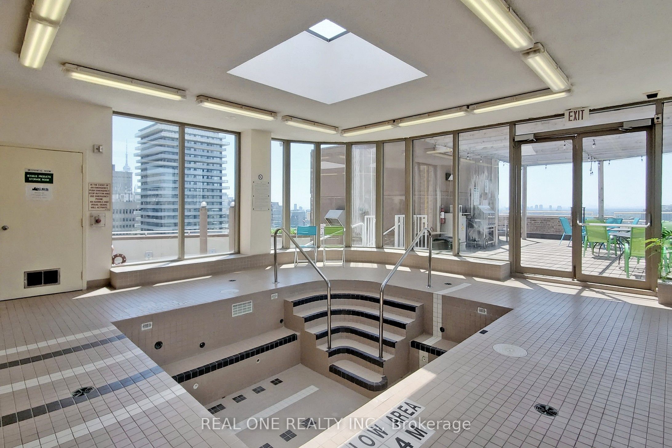 1055 Bay Street, #1816