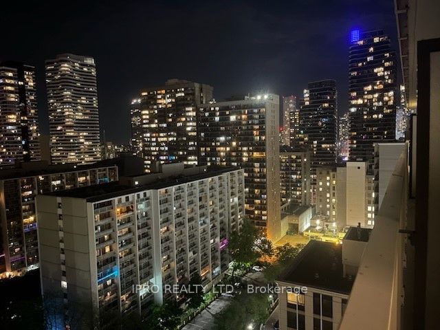 501 Yonge